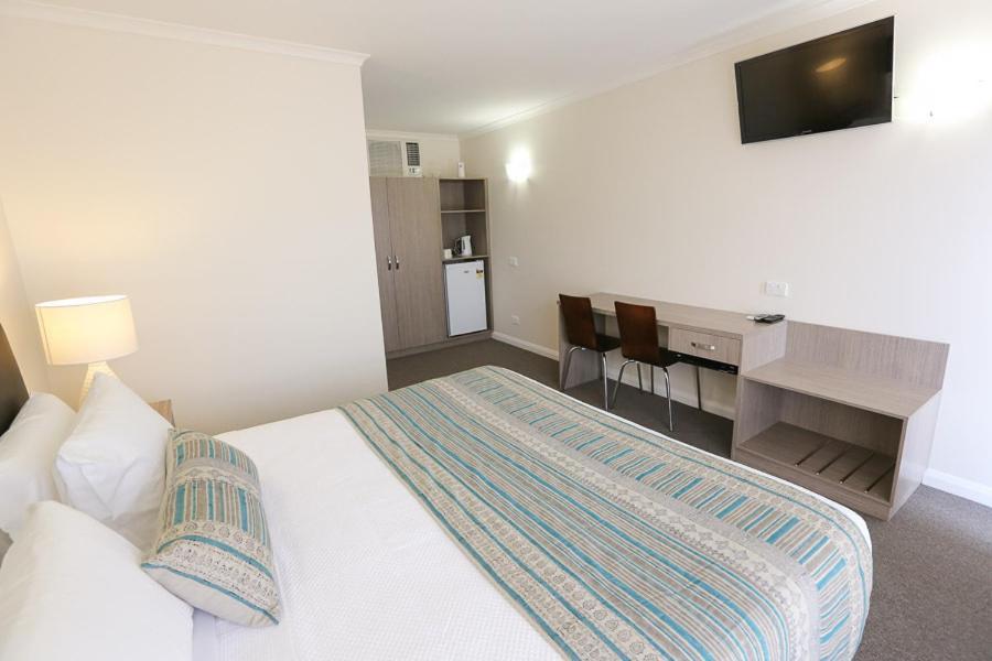 Seven Pines Motor Inn Mildura Pokoj fotografie